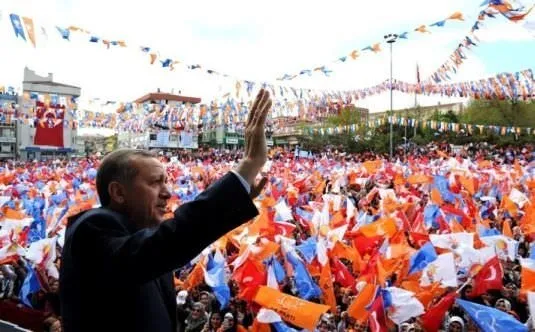 İşte AK Parti’nin belediye başkan adayları