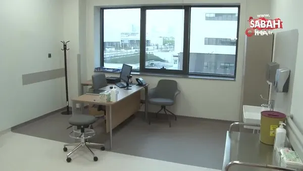 İstanbul'da Başakşehir Çam ve Sakura Hastanesi’nde korona virüs aşı uygulama odaları hazır | Video