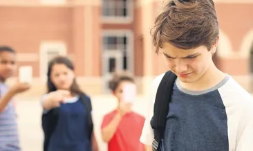 Ayakkabı modeli zorbalık nedeni