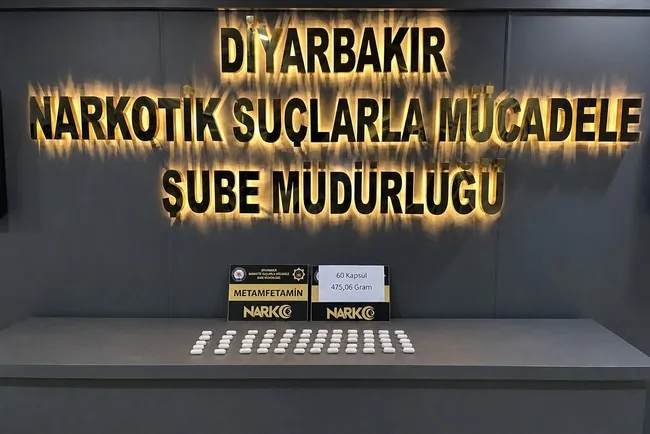 midesinde-uyusturucuyla-yakalandi-4-tutuklama-1788372474185.jpg
