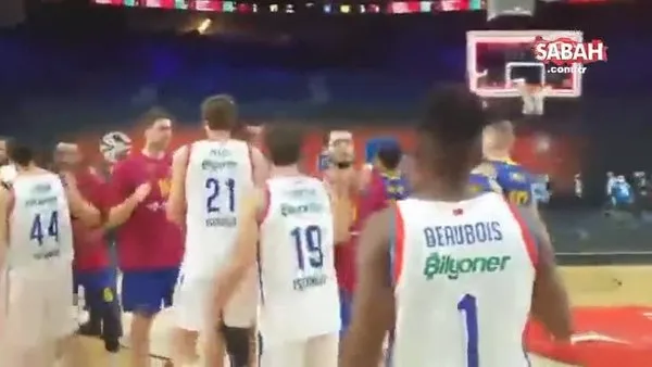 Anadolu Efes'in EuroLeague şampiyonu olduğu anlar!