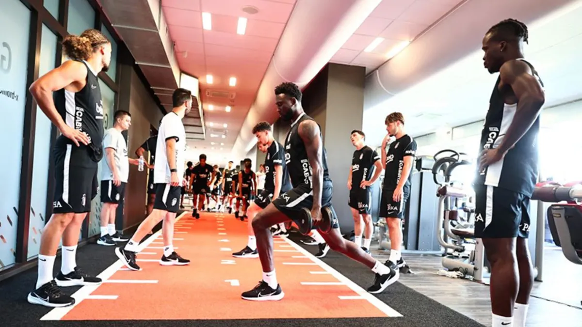 Beşiktaş futbol takımının antrenmanından bir kesit