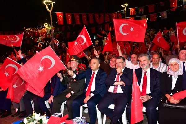trabzonda-15-temmuz-sehitleri-dualarla-yad-edildi-1784143142575.jpeg