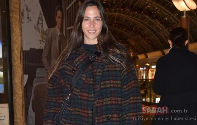 Hülya Avşar’ın kızı Zehra Çilingiroğlu’nun 3 yıllık aşkı aileye girdi! Minik Tatlıseslerin doğum gününde ortaya çıktı!