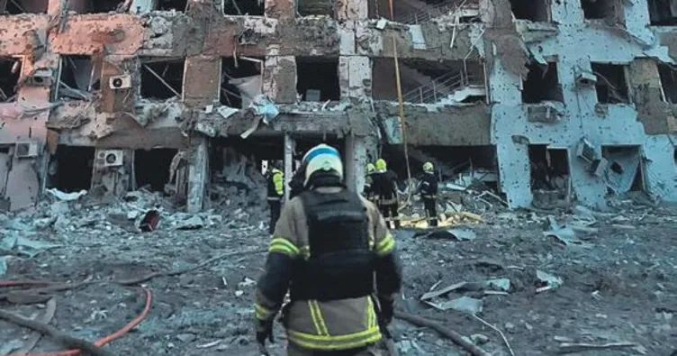 Rusya’dan Avrupa’ya: Personelinizi çekin