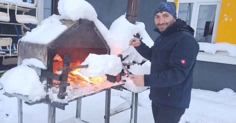 Kardan çağ kebabı yaptı