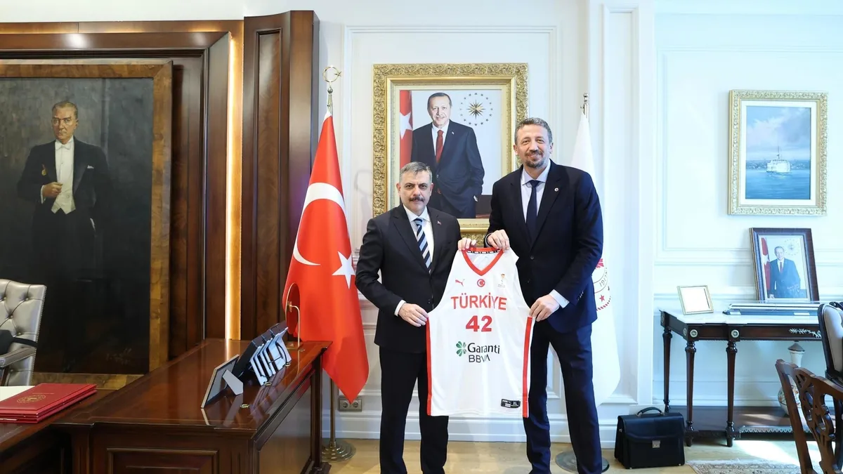 TBF Başkanı Türkoğlu’ndan Adalet Bakanı Gürlek ve İçişleri Bakanı Çiftçi’ye ziyaret! TBF Başkanı Türkoğlu’ndan Adalet Bakanı Gürlek ve İçişleri Bakanı Çiftçi’ye ziyaret!