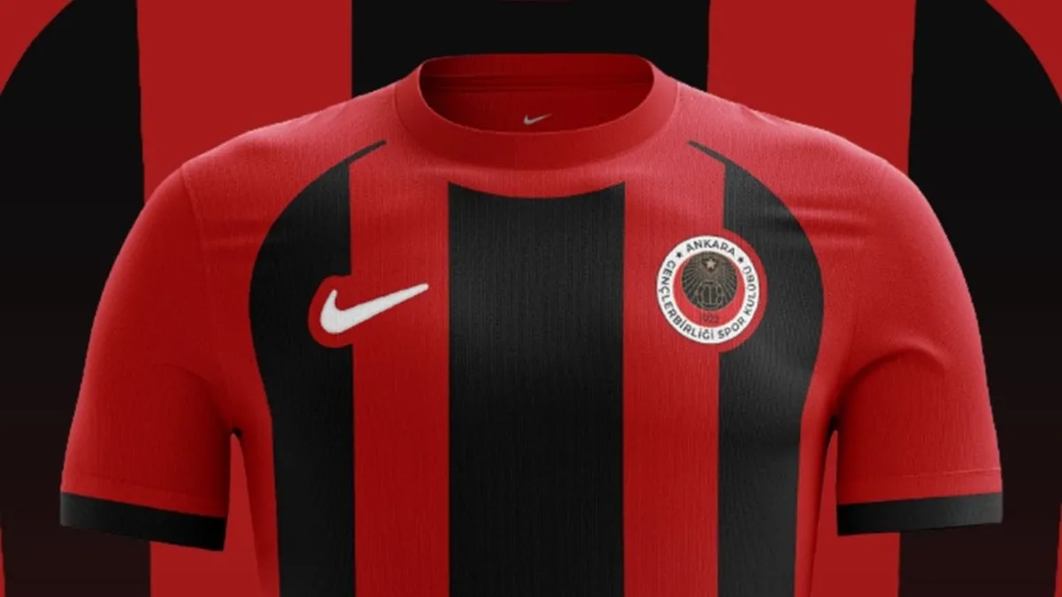 Gençlerbirliği yeni sezon formalarını tanıttı! Gençlerbirliği yeni sezon formalarını tanıttı!