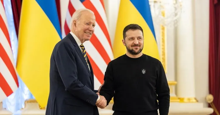 ABD Başkanı Biden, Ukrayna Devlet Başkanı Zelenskiy ile telefonda görüştü