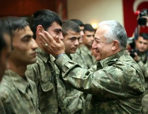 Çakı gibi asker oldular
