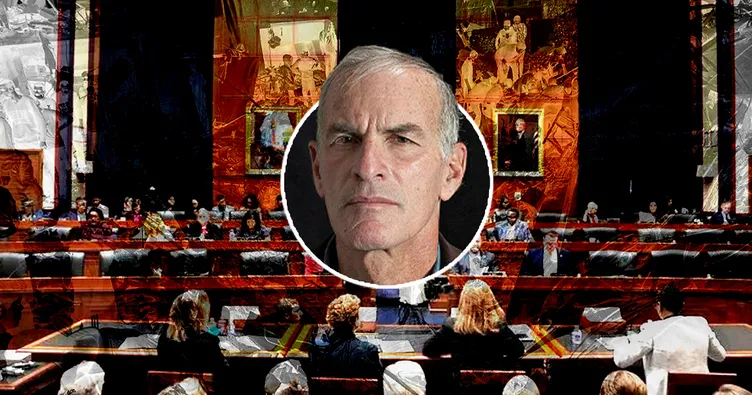 Siyonist lobi üniversitelere savaş açtı! ABD’li ünlü yahudi profesör isyan etti: Kirli paranızı alın ve defolun!