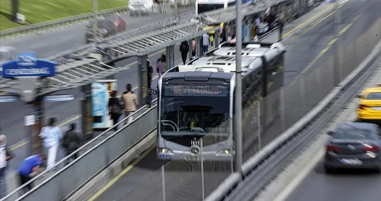 Yarın toplu taşıma ücretsiz mi, saat kaça kadar geçerli olacak? Otobüs, metro, metrobüs için karar açıklandı!