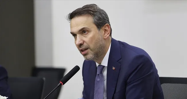 Enerjide yeni anlaşma müjdesi! Bakan Bayraktar tek tek açıkladı: İşte Türkiye'nin petrol ve doğal gaz arayacağı ülkeler - Ekonomi Haberleri