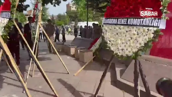 Şehit cenazesinde CHP Lideri Kılıçdaroğlu ve Akşener'in çelengine tepki! | Video