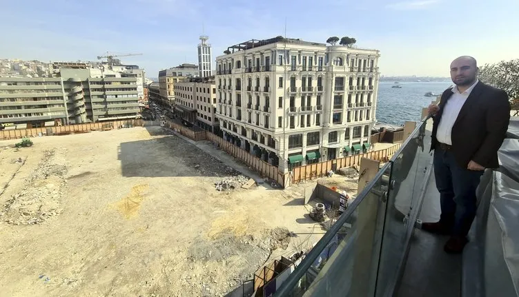 İBB otopark projesinde deniz suyu skandalı! Meydanı için yıktı ama 13 aydır çivi çakmadı