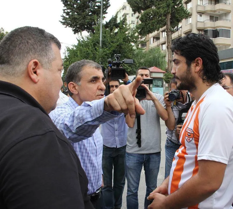 Adana Demirspor - Adanaspor maçı öncesi kavga - Galeri - Spor