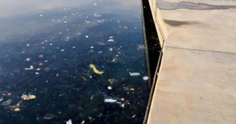 İstinye Koyu’nda kahreden manzara