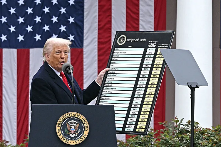 Trump’ın kararı ayağa kaldırdı! Dünyadan peş peşe tepkiler: Ticaret düzenine saldırıyor!