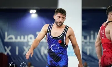 Milli güreşçi Samet Ak’dan gümüş madalya!