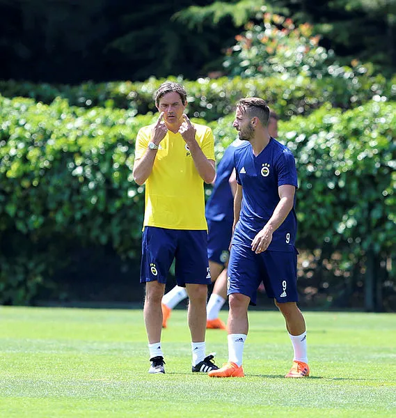 Soldado'dan Comolli'ye: Sen kimsin!?