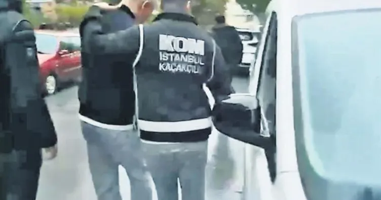 FETÖ’ye kıskaç: 24 şüpheli gözaltında