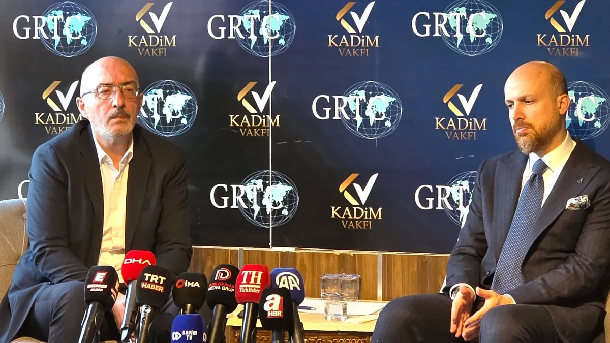 Bilal Erdoğan Kütahya’da konuştu: ‘’Büyük mesafeler kat ettik’’ Bilal Erdoğan Kütahya’da konuştu: ‘’Büyük mesafeler kat ettik’’