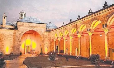 Tarihi Şifahane gece bir başka güzel #edirne