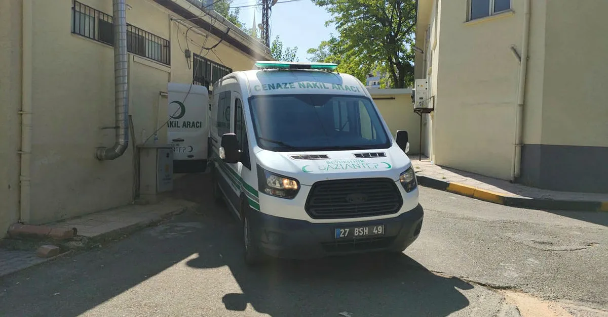 gaziantep te bicakli kavga 1 olu 1 yarali son dakika yasam haberleri gaziantep te bicakli kavga 1 olu 1 yarali son dakika yasam haberleri