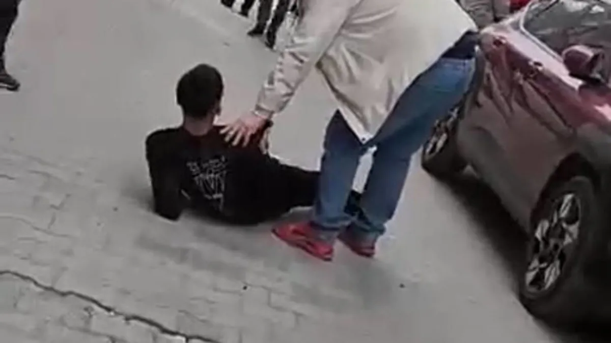 Sultangazi’de dehşet anları! Tartıştıkları gence kurşun yağdırdılar Sultangazi’de dehşet anları! Tartıştıkları gence kurşun yağdırdılar