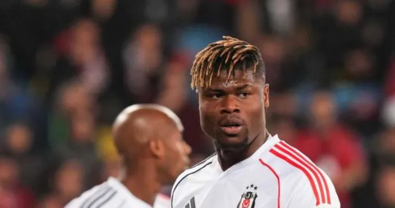 Agbadou formasını geri alacak!