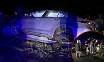 Kastamonu’da feci kaza! Kontrolden çıkan otomobil refüje çarptı: 2 yaralı