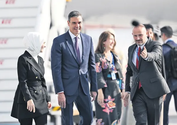 dunya-liderleri-kulliyede-1783457715329.jpeg