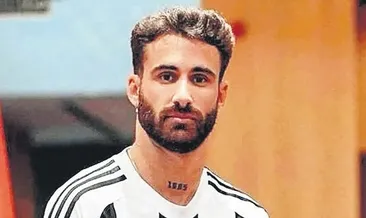 Kafasında sadece ayrılık var