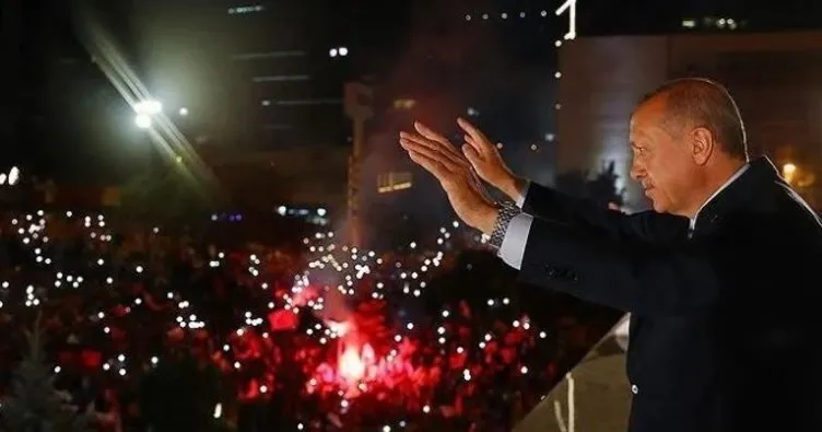 CUMHURBAŞKANI ERDOĞAN BALKON KONUŞMASI CANLI İZLE EKRANI || Cumhurbaşkanı Recep Tayyip Erdoğan balkon konuşması A Haber ve ATV canlı yayın izle