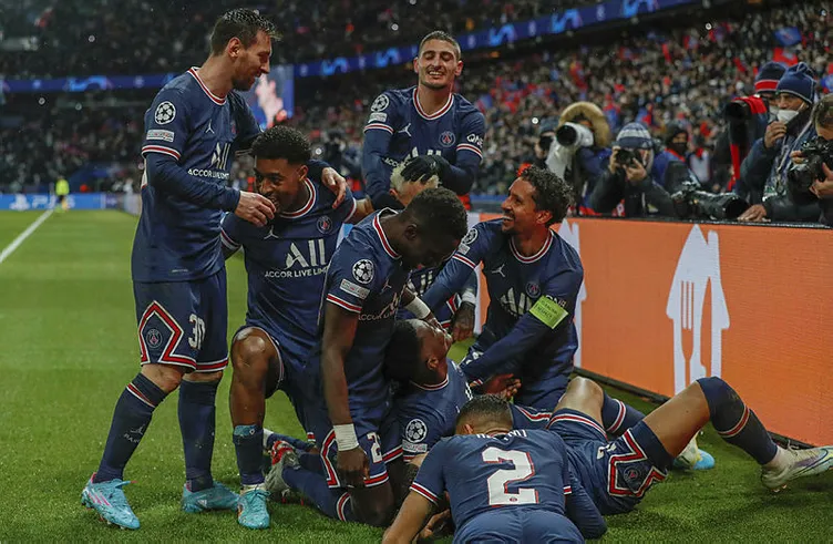 Son dakika: Futbol dünyası Lionel Messi’yi konuşuyor! Kaçan penaltıdan sonra dünya yıldızını yerden yere vurdular…