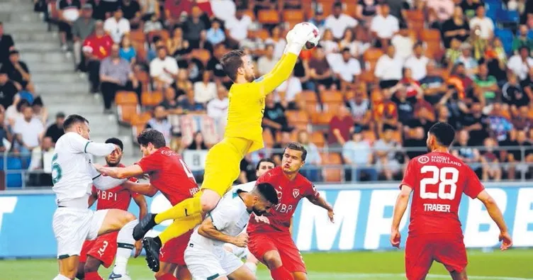 Konyaspor son anda istediğini aldı