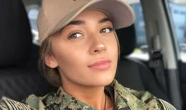 Kadın askerlerin o halleri şaşırttı! İşte sosyal medyayı sallayan o kareler...