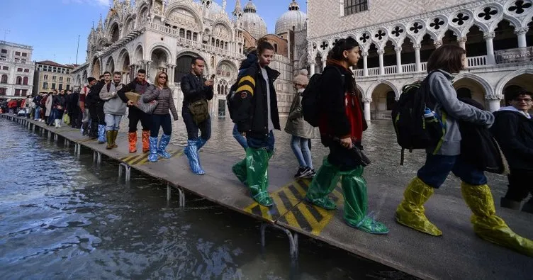 Venedik’te ‘ayak bastı’ parası yasal oldu! Günübirlik gelenlere yeni ücret tarifesi