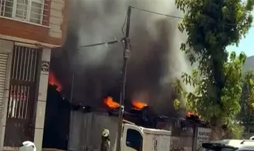 Avcılar’da otomobil boya atölyesi yandı: 2 araç kullanılamaz hale geldi #istanbul