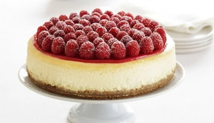 Frambuazli Cheesecake Tarifi Frambuazli Cheesecake Nasil Yapilir Tarifi Cikolatali Ve Meyveli Tatlilar Sofra
