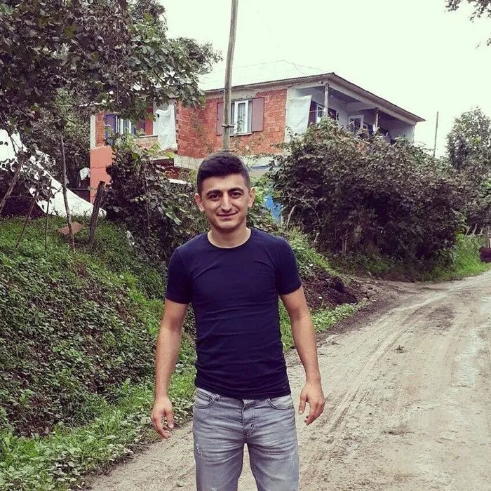 Çocukluk arkadaşı tarafından öldürülen Mehmet Akif’in annesi o anları anlattı