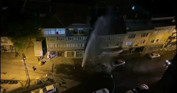 İstanbul’da İSKİ borusu patladı! Mahalle göle döndü