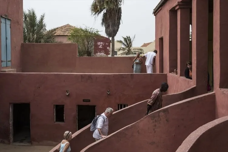 Senegal’de sömürgeciliğin izleri