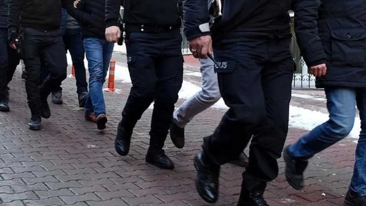 402 milyonluk vurgunla ilgili 4 kişi tutuklandı 402 milyonluk vurgunla ilgili 4 kişi tutuklandı