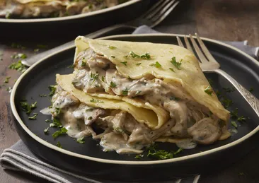 Kahvaltı sofralarının yeni favorisi! Mantarlı tavuklu krep tarifi...