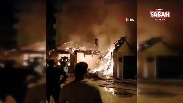 Kullanılmayan bina alev alev yandı, mahalleli sokağa döküldü | Video