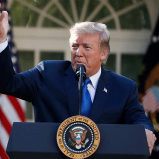 Donald Trump'tan Fed' sert tepki!