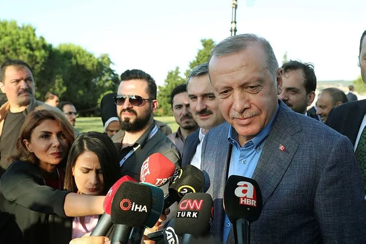 BaÅkan ErdoÄan, NakkaÅtepe Millet Bahçesi'ni gezdi vatandaÅlarla sohbet etti