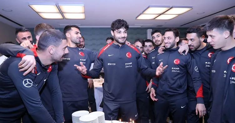 Milli Takım’da Ozan Kabak’ın doğum günü kutlandı