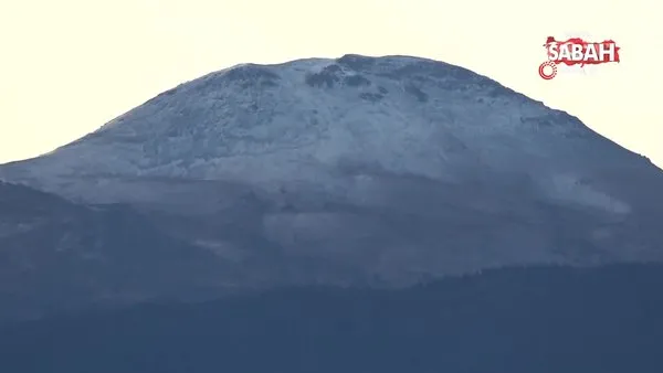 Ilgaz Dağı’na mevsimin ilk karı düştü | Video